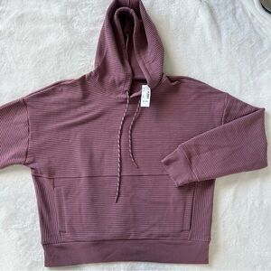 Hyba Hooded Pullover with ajustable Hem
